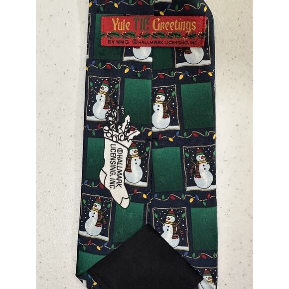 Hallmark Yule Tie Greetings Neck Tie Snowman Christmas Lights Green Multi - Picture 5 of 6